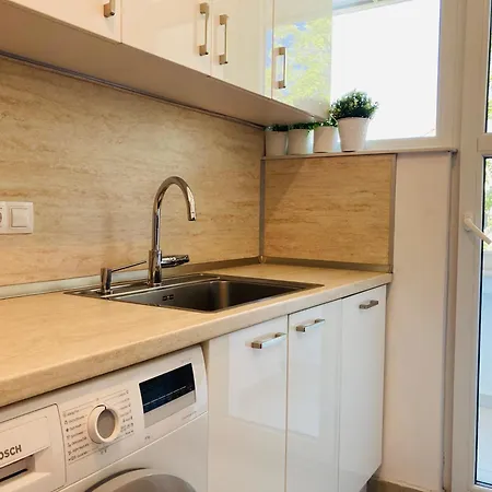 Bright & Cozy For 4 Guests In Centre * بلوفديف