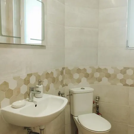 Bright & Cozy For 4 Guests In Centre * بلوفديف