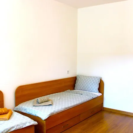 Bright & Cozy For 4 Guests In Centre * بلوفديف